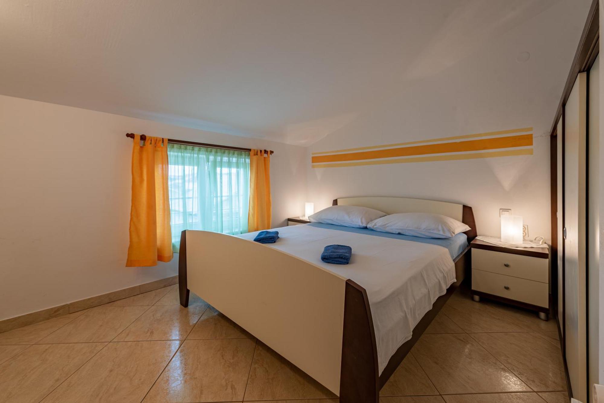 Haus Toni Apartment Ražanac Cameră foto